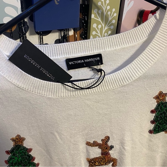 CHRISTMAS WHITE RIBBED KNIT VICTORIA HARBOR CREW NECK SWEATER - Picture 4 of 6